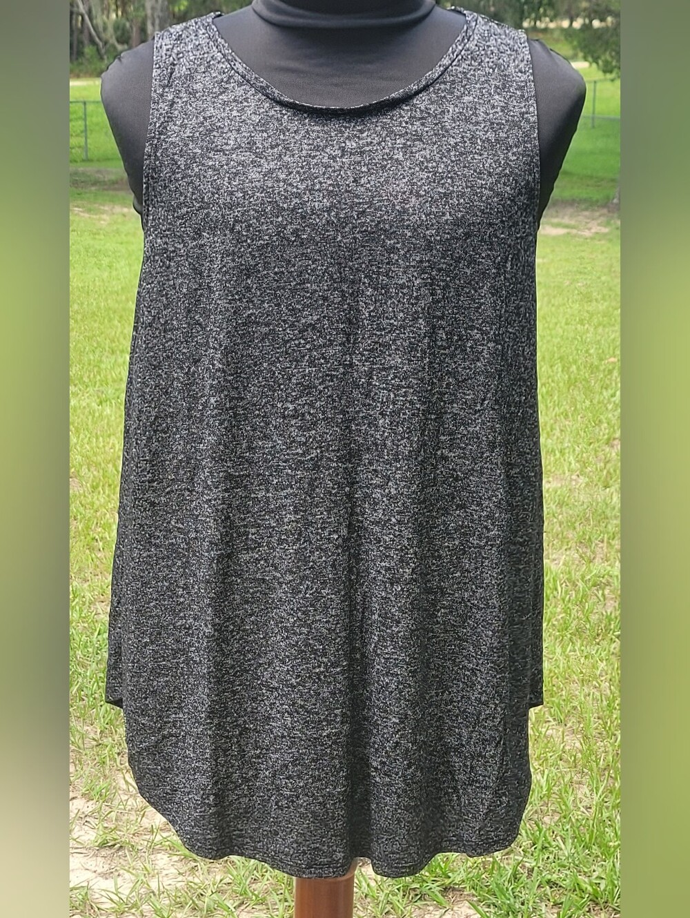 Old Navy Luxe High Neck Tank Top ❤️ Worn Once and Like New Size XL-Gorgeous!!!